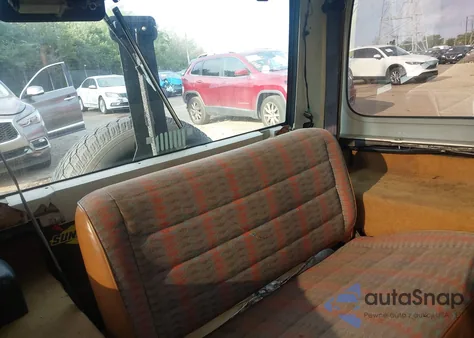 1995 Jeep Wrangler / Yj S/Rio Grande z USA, uszkodzony, nr VIN 1J4FY19P3SP235151